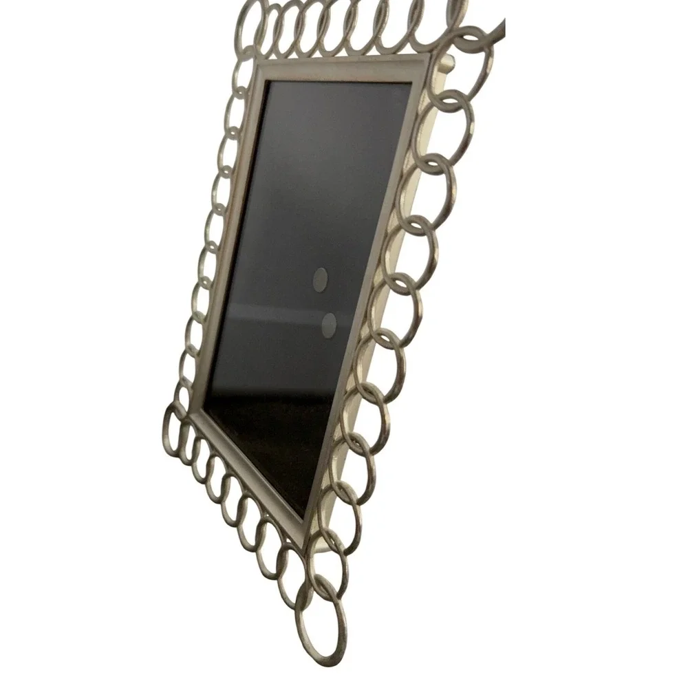Modern Silver Ring‎ Link Frame 4x6 Metal Circle Border Contemporary Tabletop